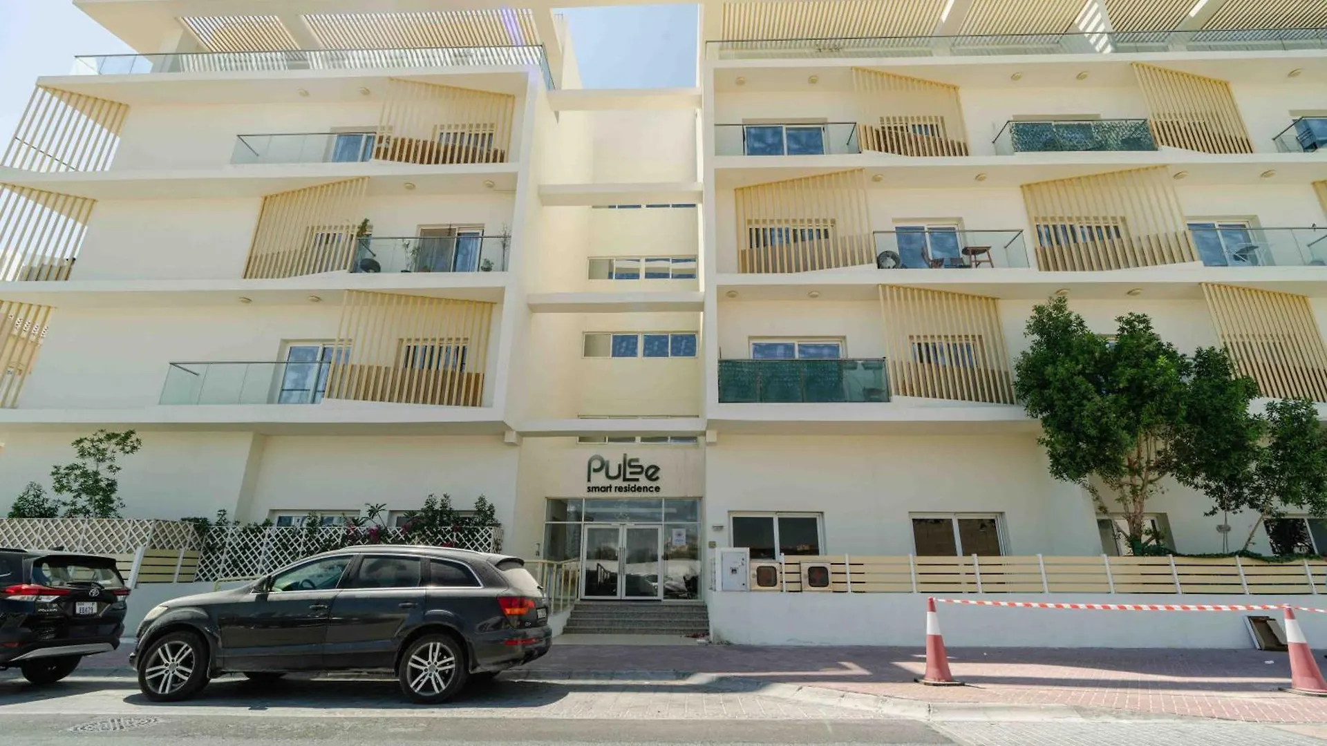 Jvc 2 Bhk Brand New Flat Apartment Dubai United Arab Emirates